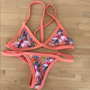 Posh Pua tropical print bikini